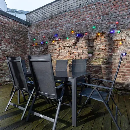 Pempelfort Luxury Townhouse Apartment